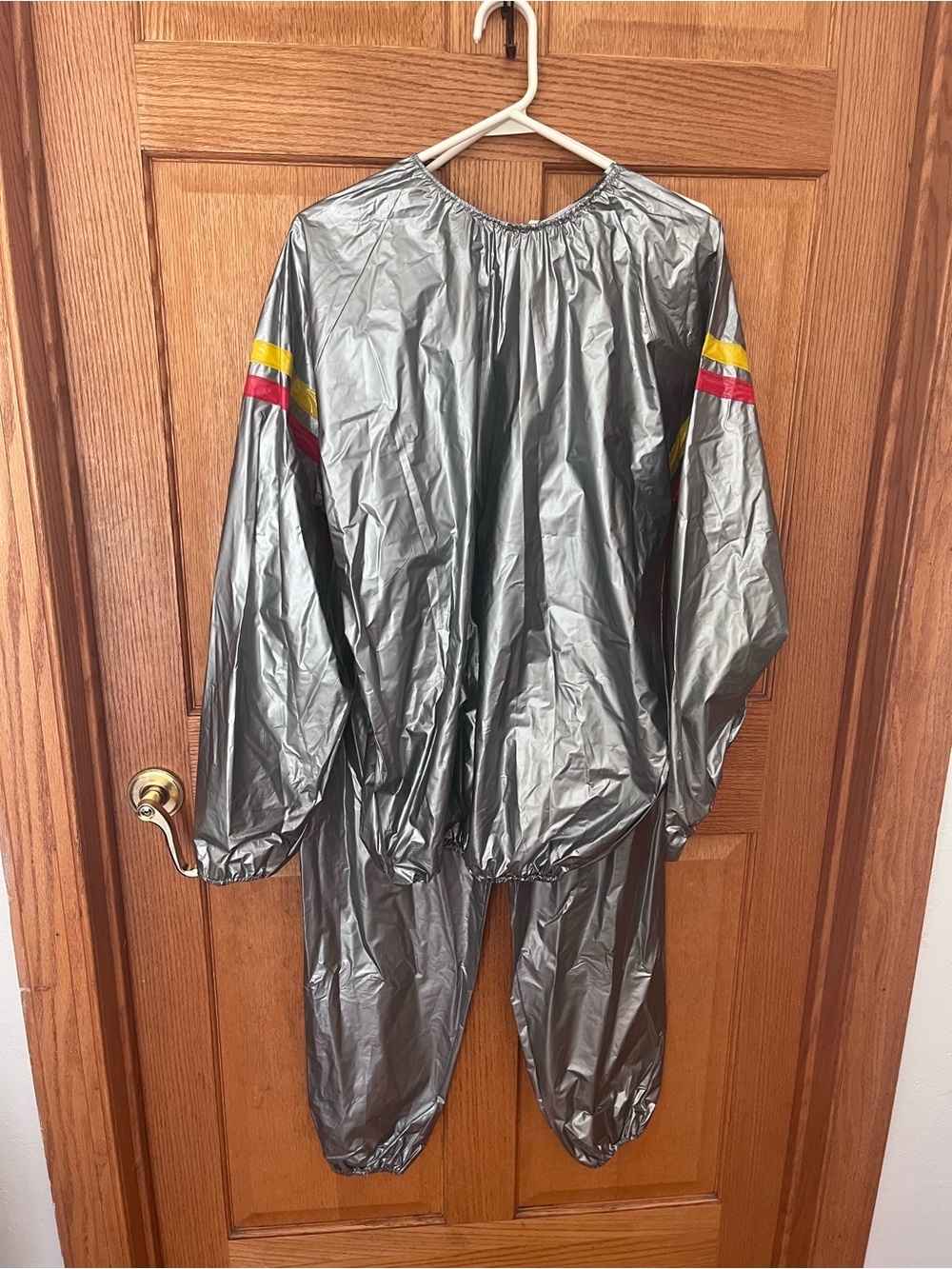Vintage 80s Silver Women's Sauna Sweat Suit with Red & Yellow Stripe Details - Picture 5 of 5